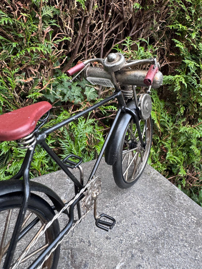 Vintage Bicycle – Iron Sculpture. 16x10x30cm - 0.3Kg