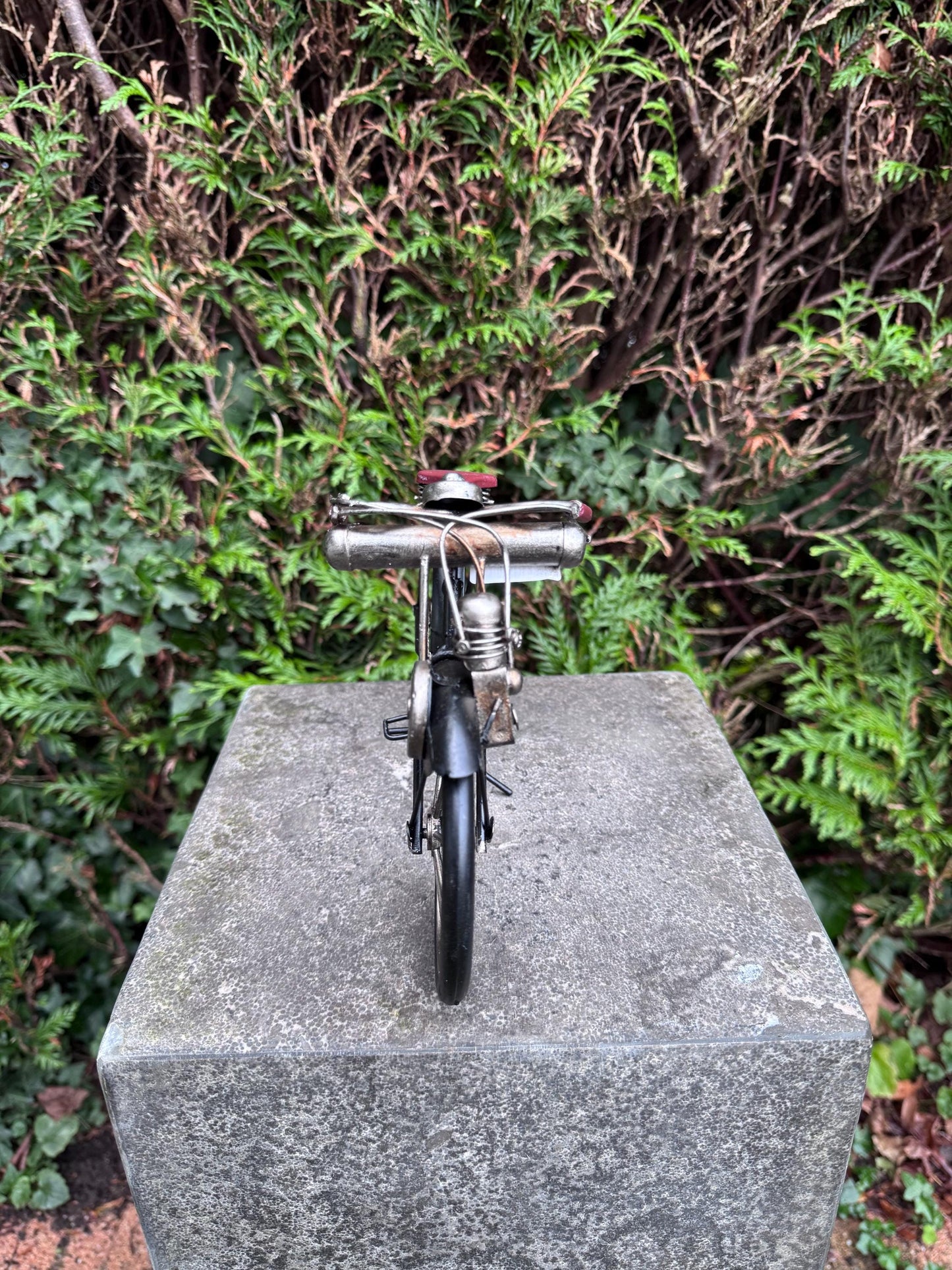 Vintage Bicycle – Iron Sculpture. 16x10x30cm - 0.3Kg