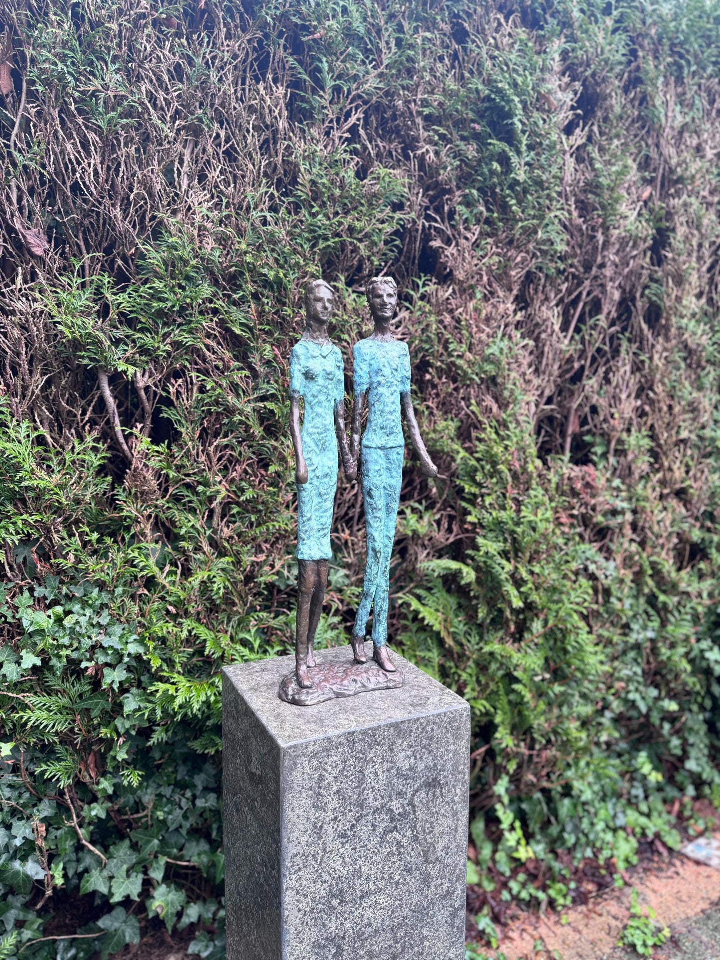 Together Forever – Bronze Sculpture. 19x11x48cm - 4Kg