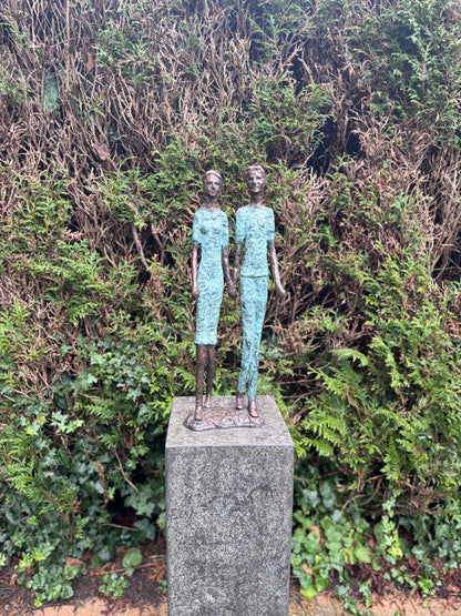 Together Forever – Bronze Sculpture. 19x11x48cm - 4Kg