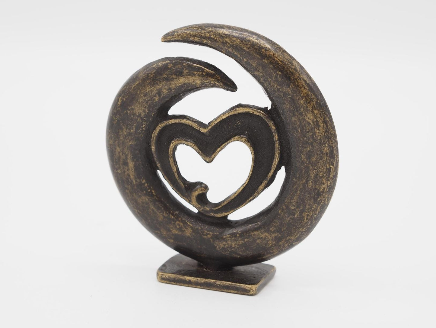 Inner Heart – Bronze Sculpture. 10x3x10cm - 0.5Kg