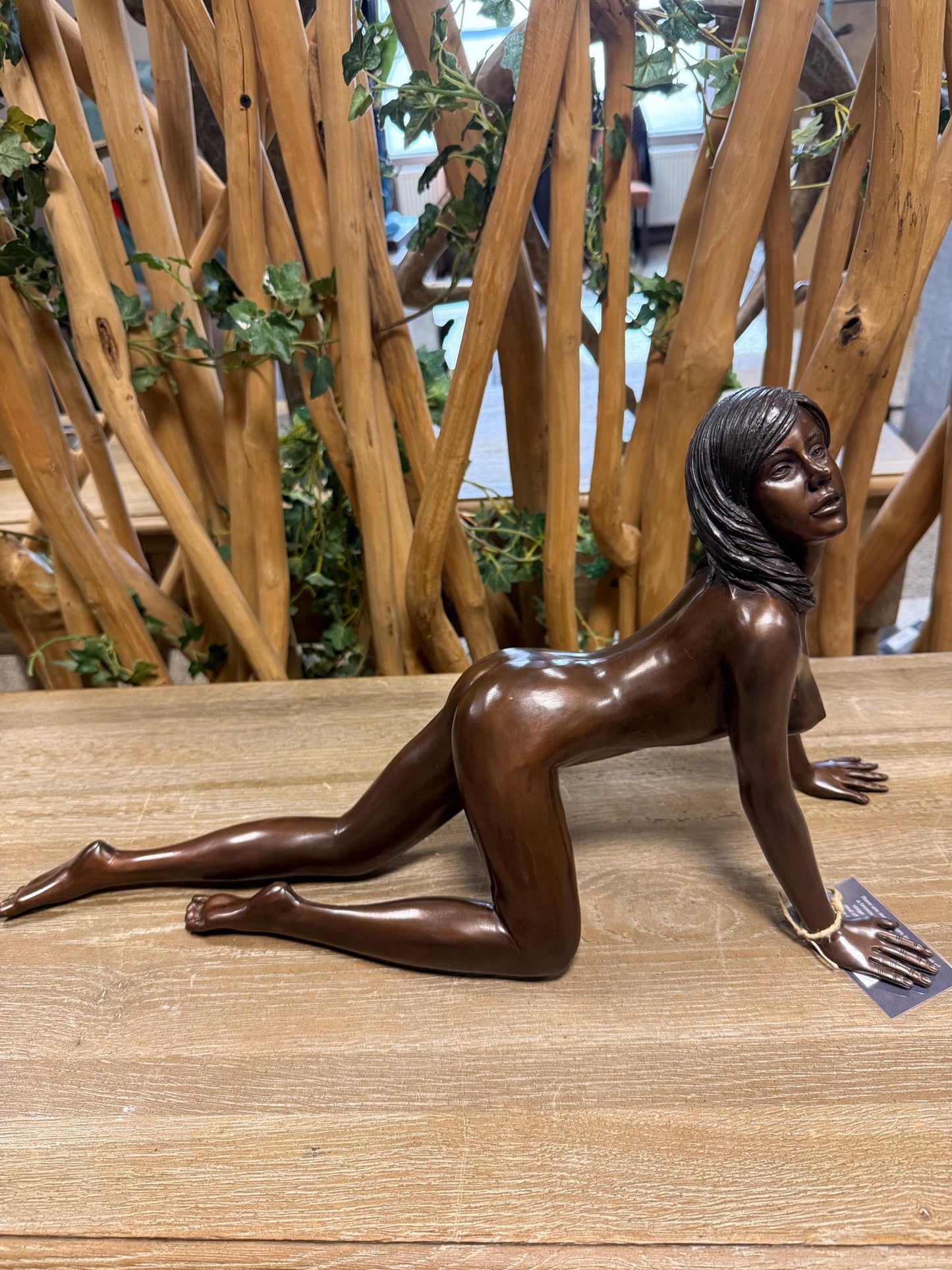 Confident Gaze – Bronze Sculpture. 57x19x28cm