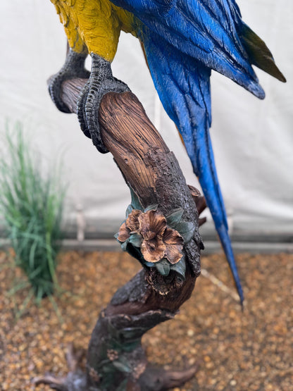 Blue Macaw on Branch – Bronze Sculpture. 70x70x168cm - 15Kg