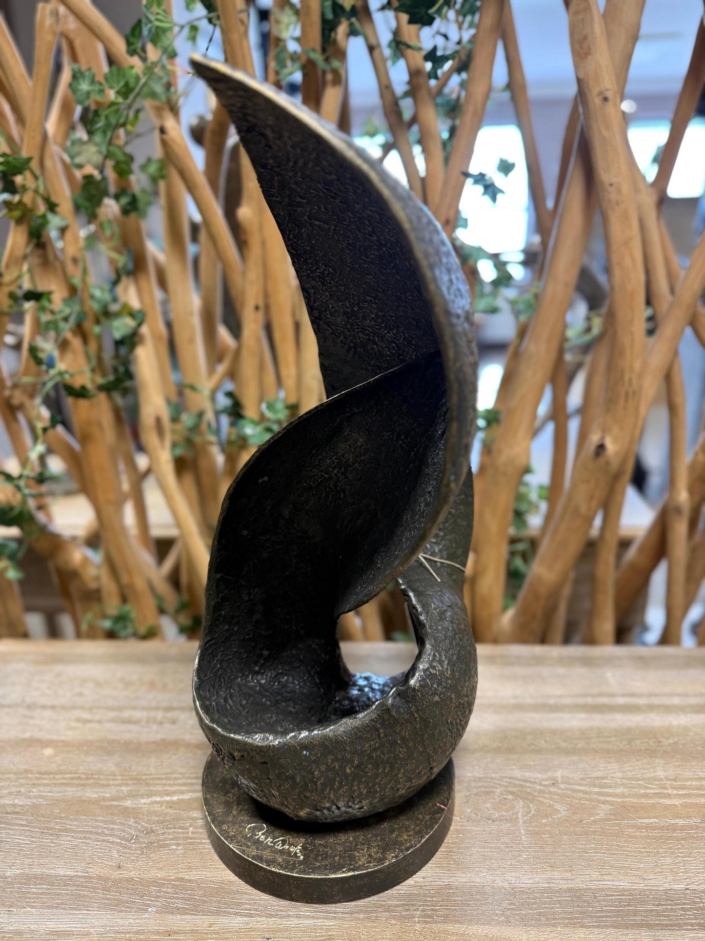 Spiral Flow – Bronze Sculpture. 33x27x55cm